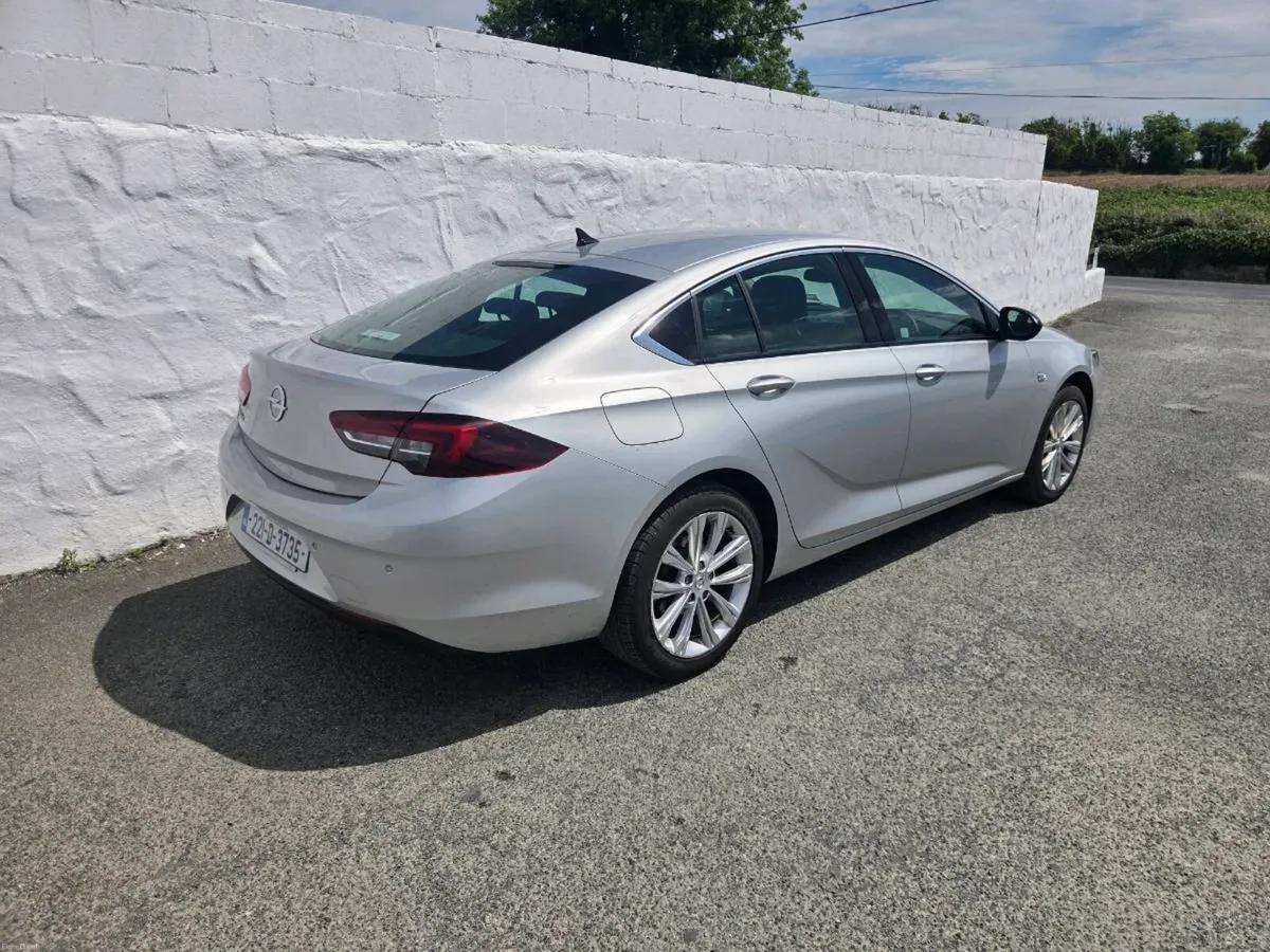 2022 Opel Insignia - Image 3