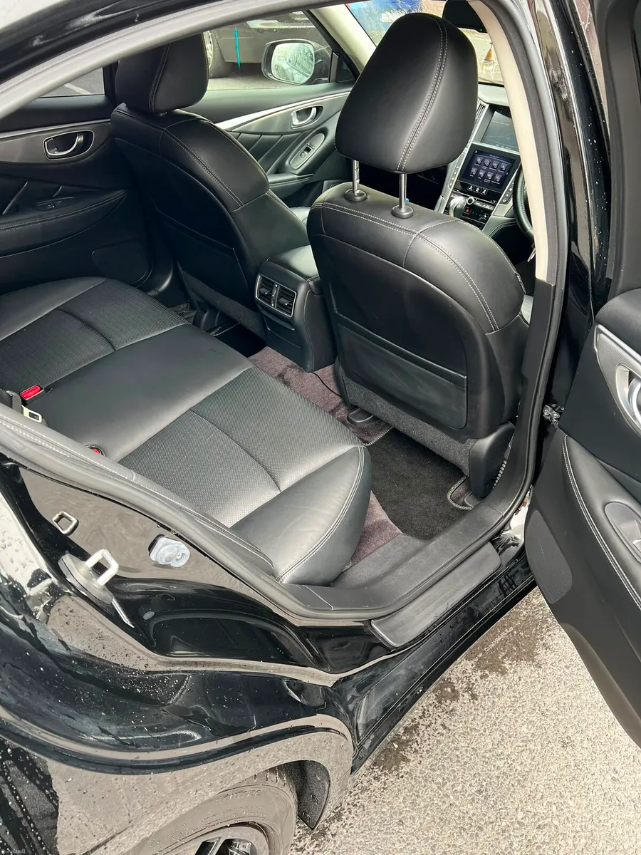 Infiniti Q50 sport - Image 5