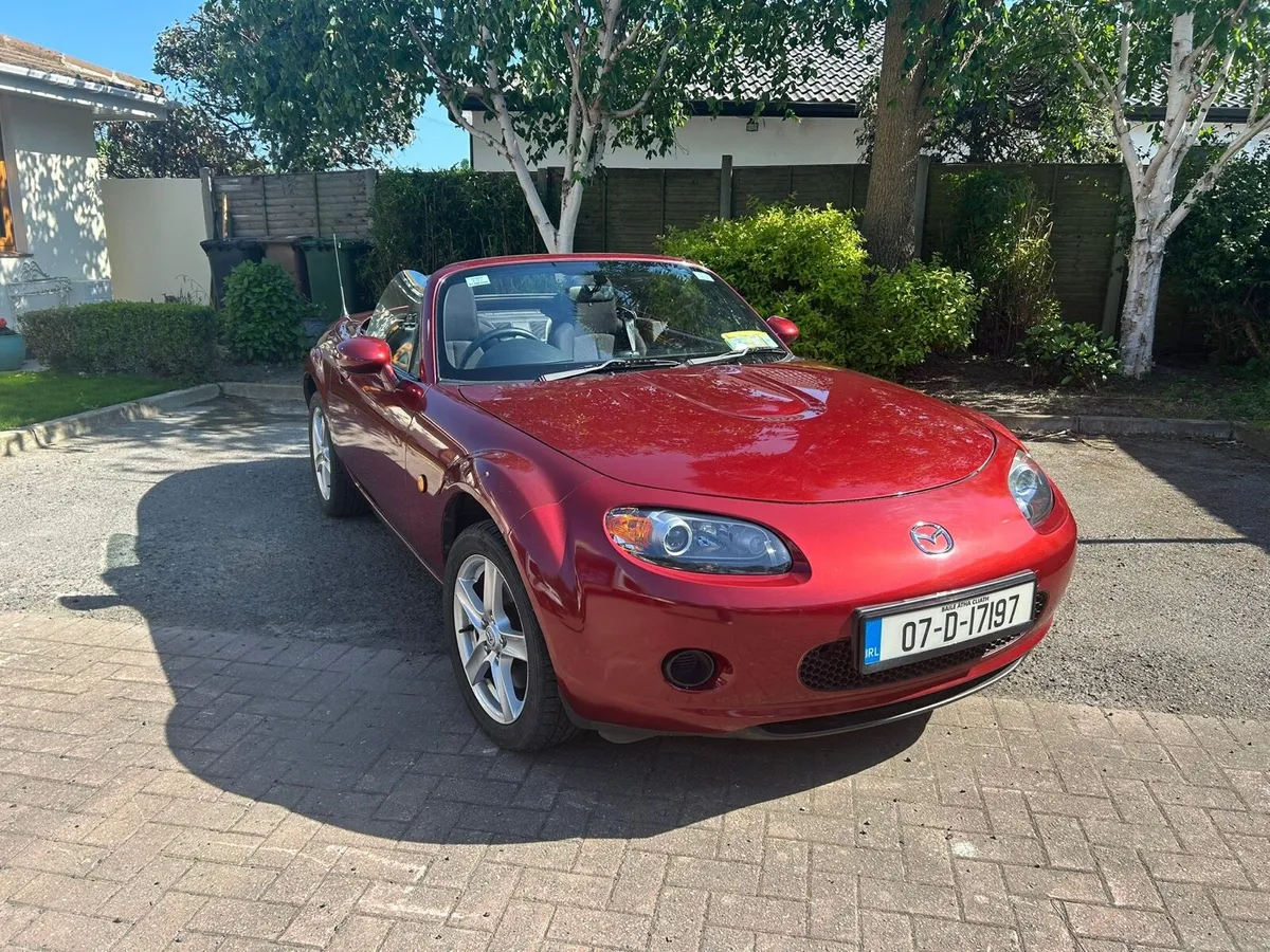 2007 Mazda MX-5 SE 1.8L Roadster Coupe - Image 3