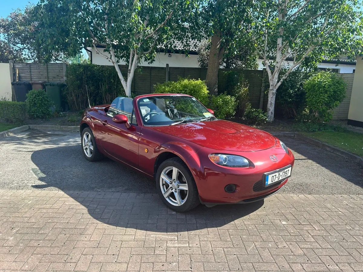 2007 Mazda MX-5 SE 1.8L Roadster Coupe - Image 1