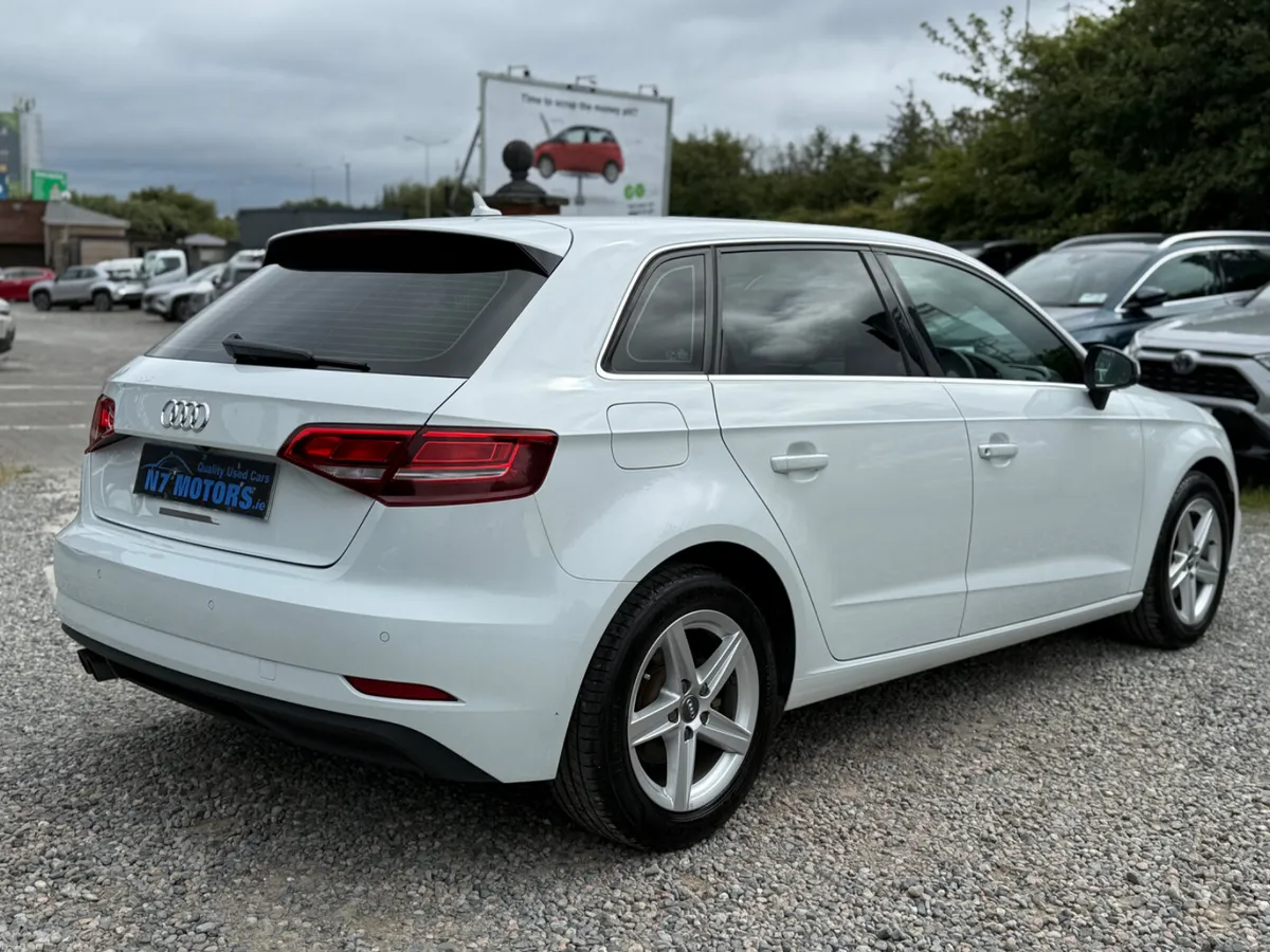2017 Audi A3 1.4  AUTO - Image 3