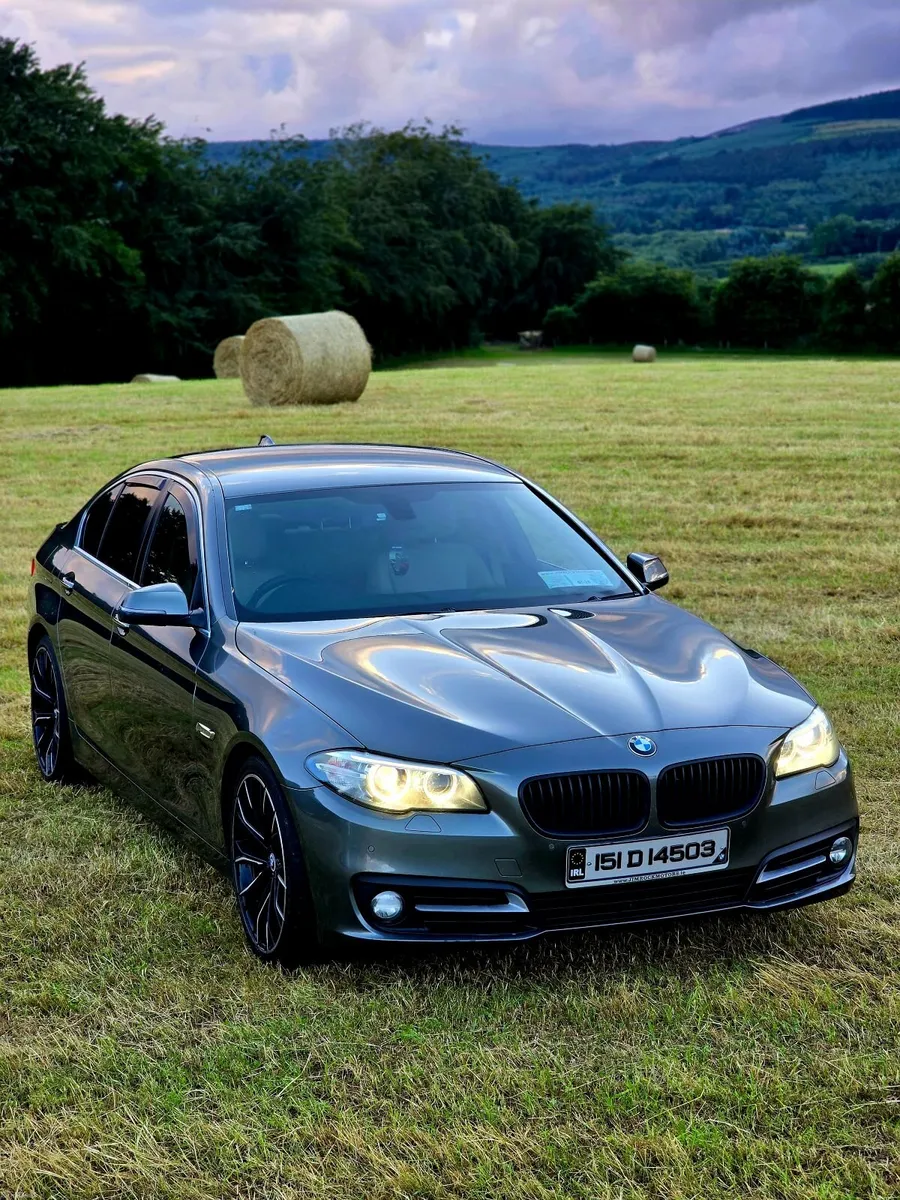 BMW 5-Series 2015 - Image 1
