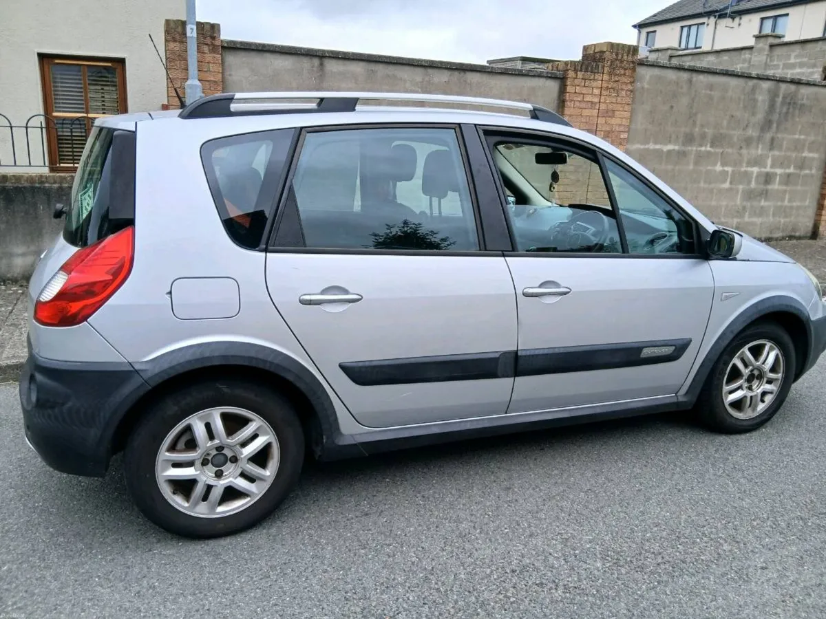 2009 Renault scenic 1.5 dci 6 speed nct and tax - Image 4