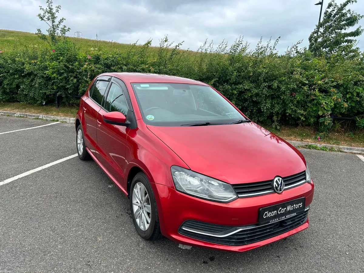 VOLKSWAGEN POLO 2015 AUTOMATIC - Image 4