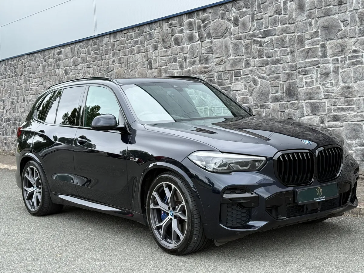 2022 BMW X5 M Sport Pro X-Drive 45E FSH - Image 5