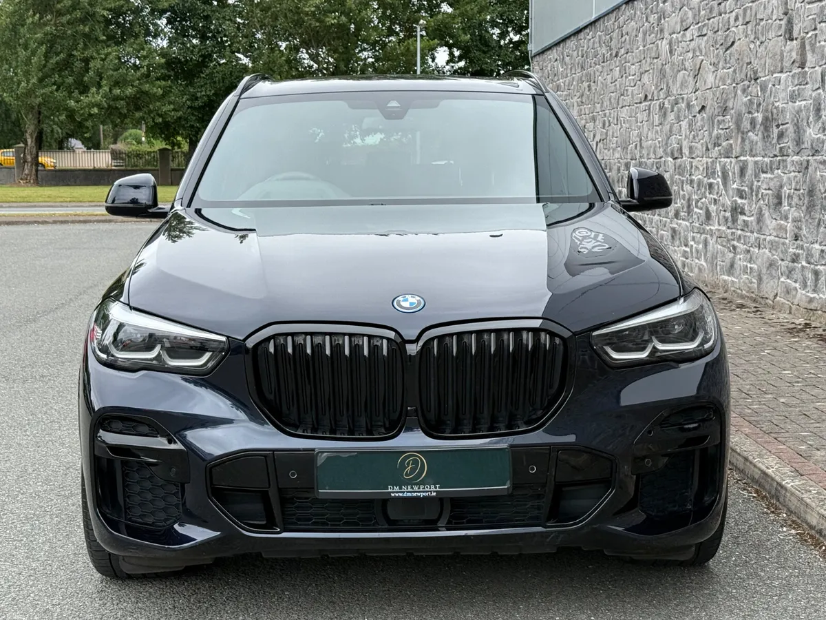 2022 BMW X5 M Sport Pro X-Drive 45E FSH - Image 6