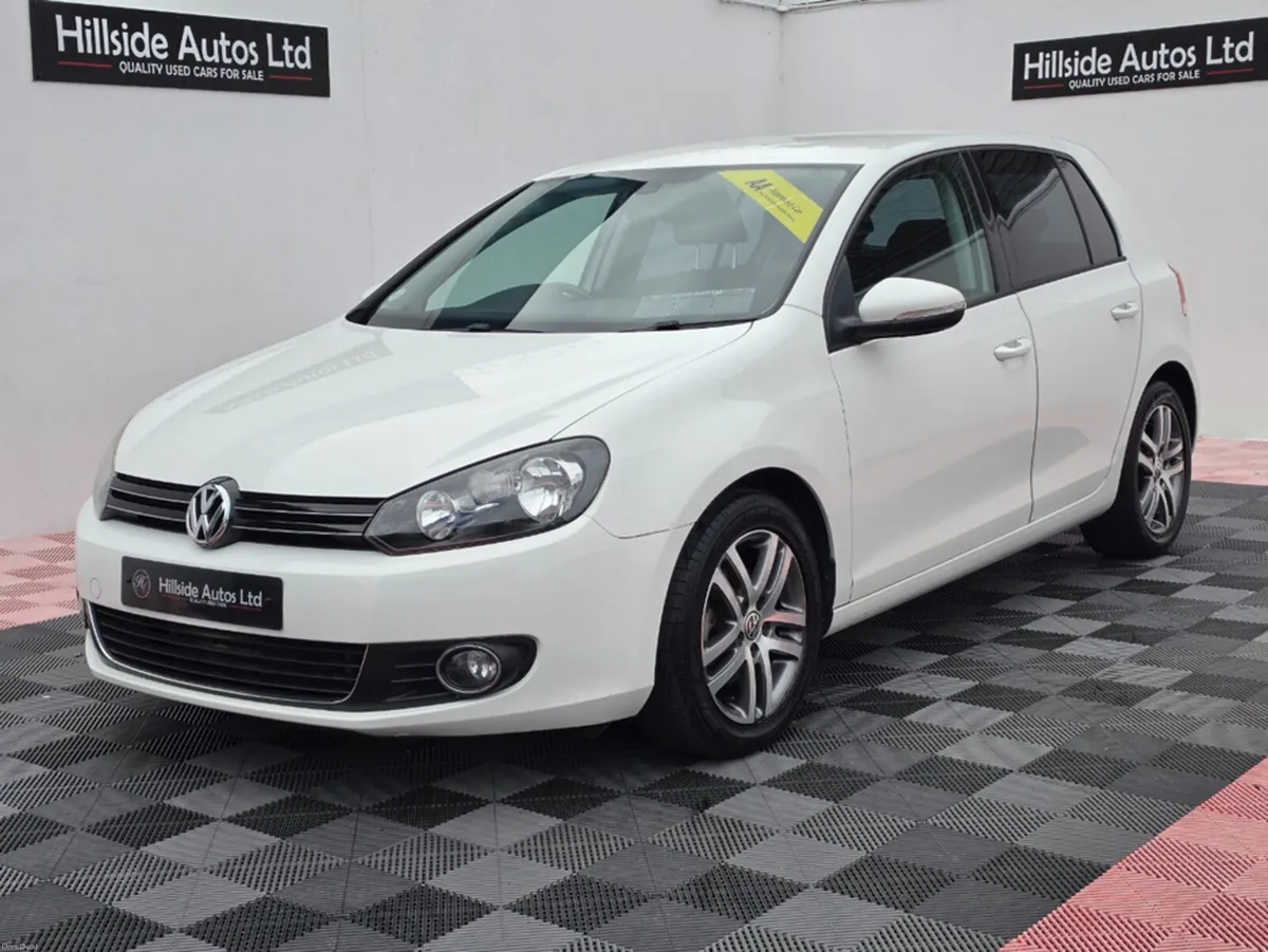 Volkswagen Golf COMFORTLINE 1.4 PETROL AUTOMATIC 5 - Image 4