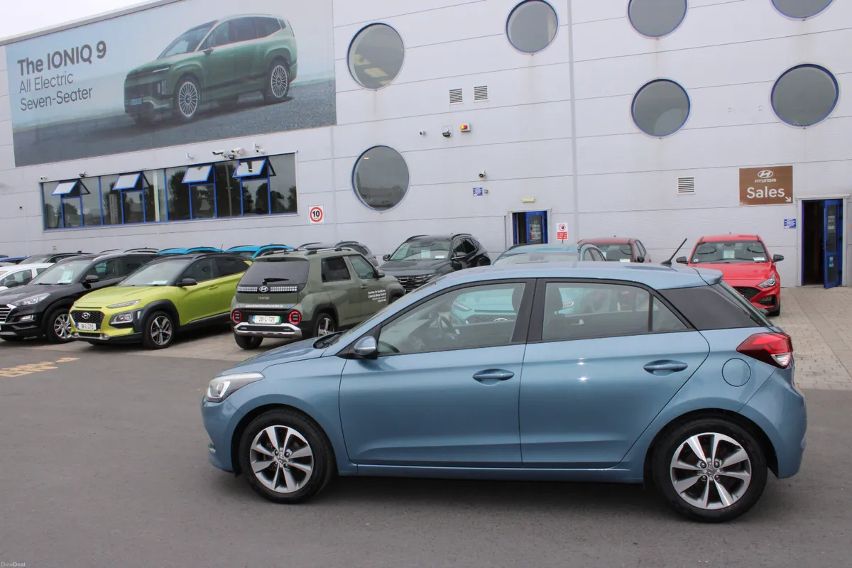 Hyundai i20 2017 - Image 2