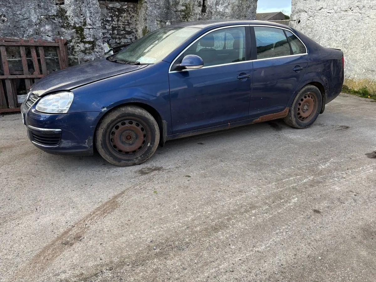Volkswagen Jetta - Image 2