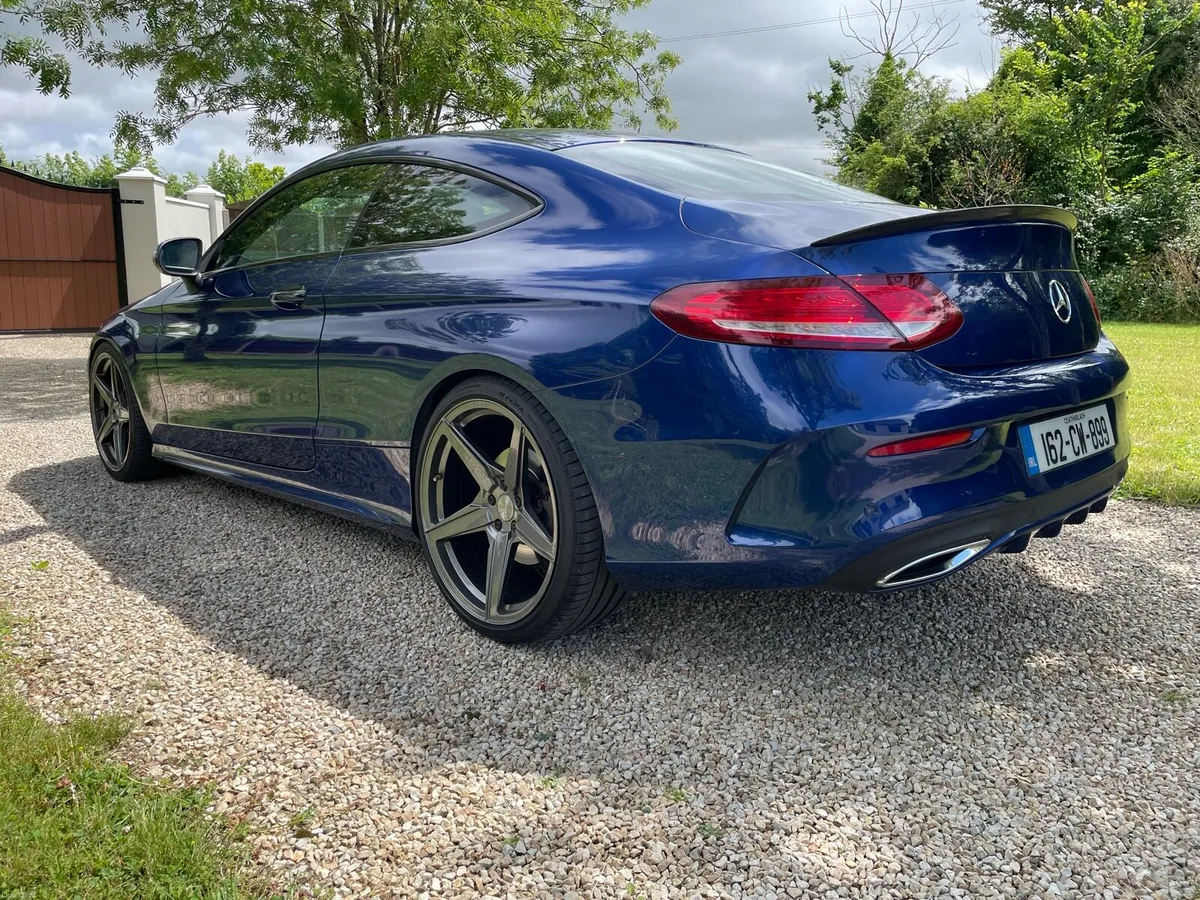 Mercedes-Benz C-Class Coupe C250d (Premium Plus) - Image 3