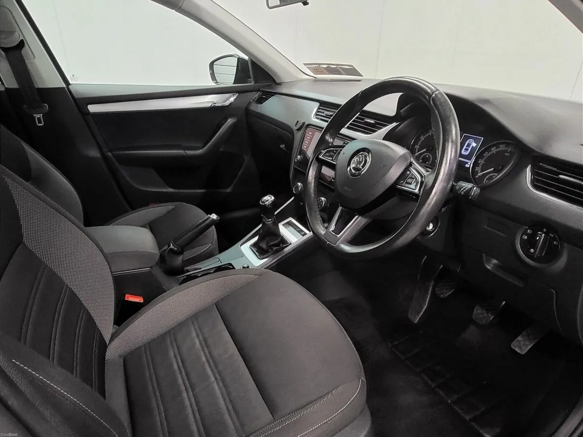 Skoda Octavia ACTIVE 1.0TSI 115HP - Image 5