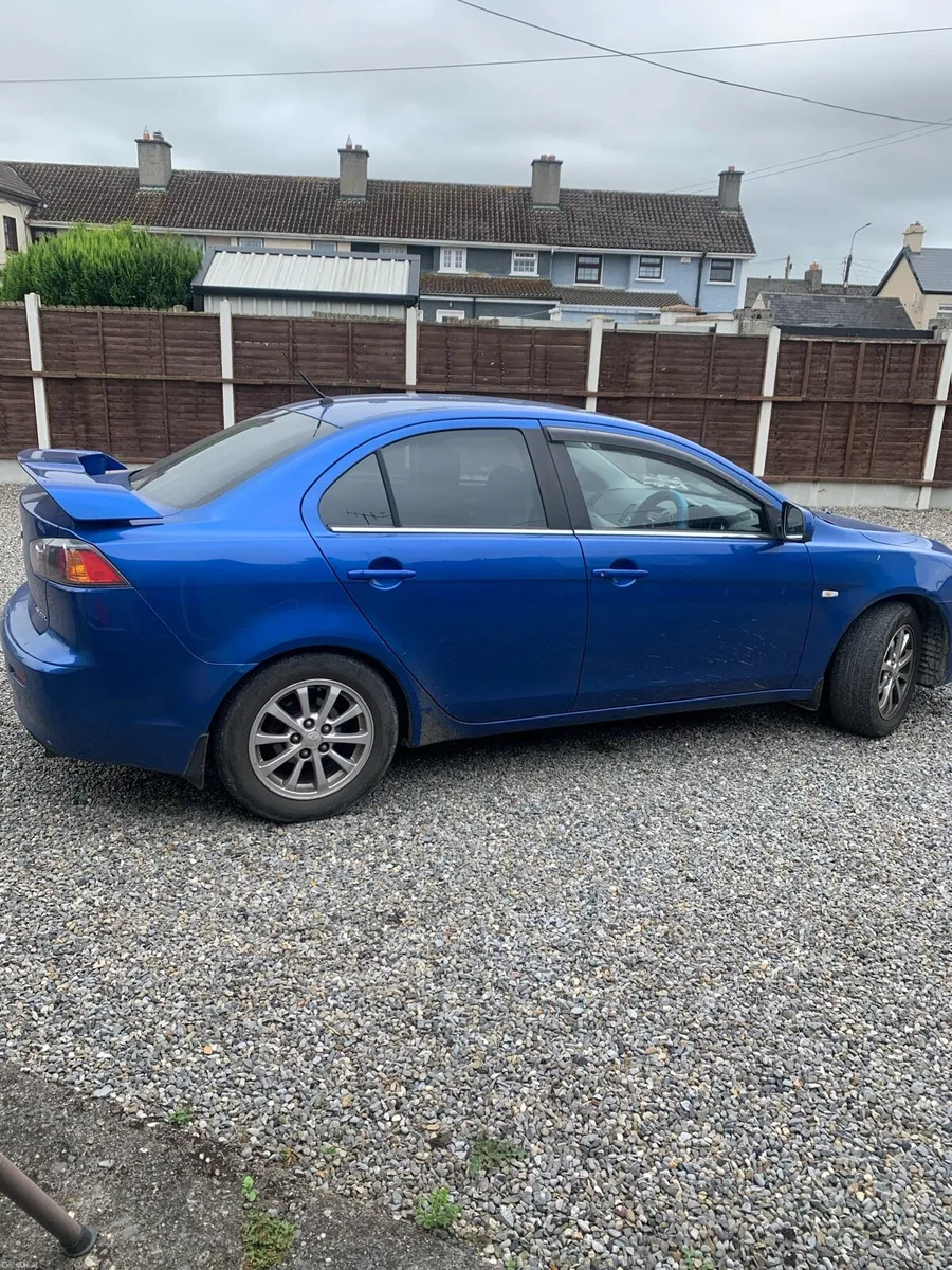 Mitsubishi Lancer - Image 2
