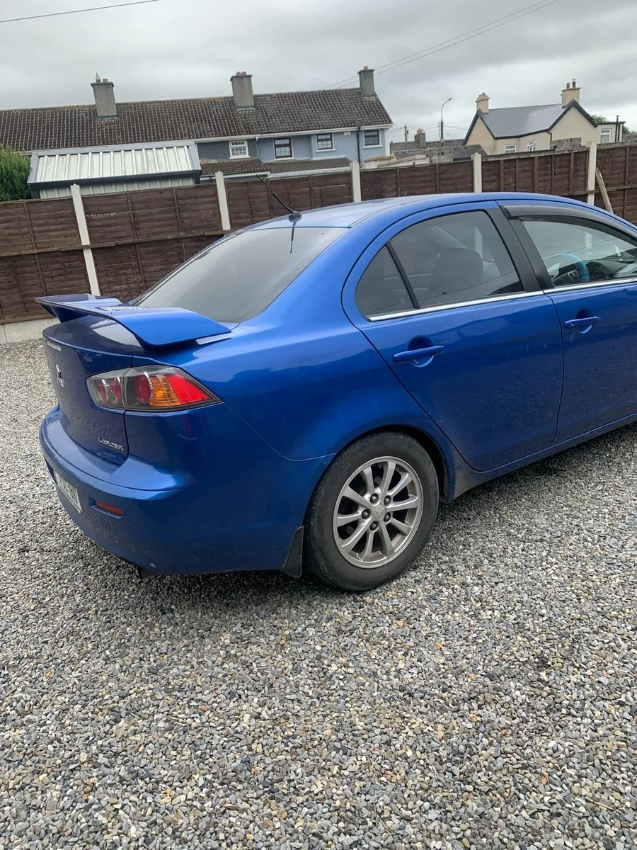 Mitsubishi Lancer - Image 3