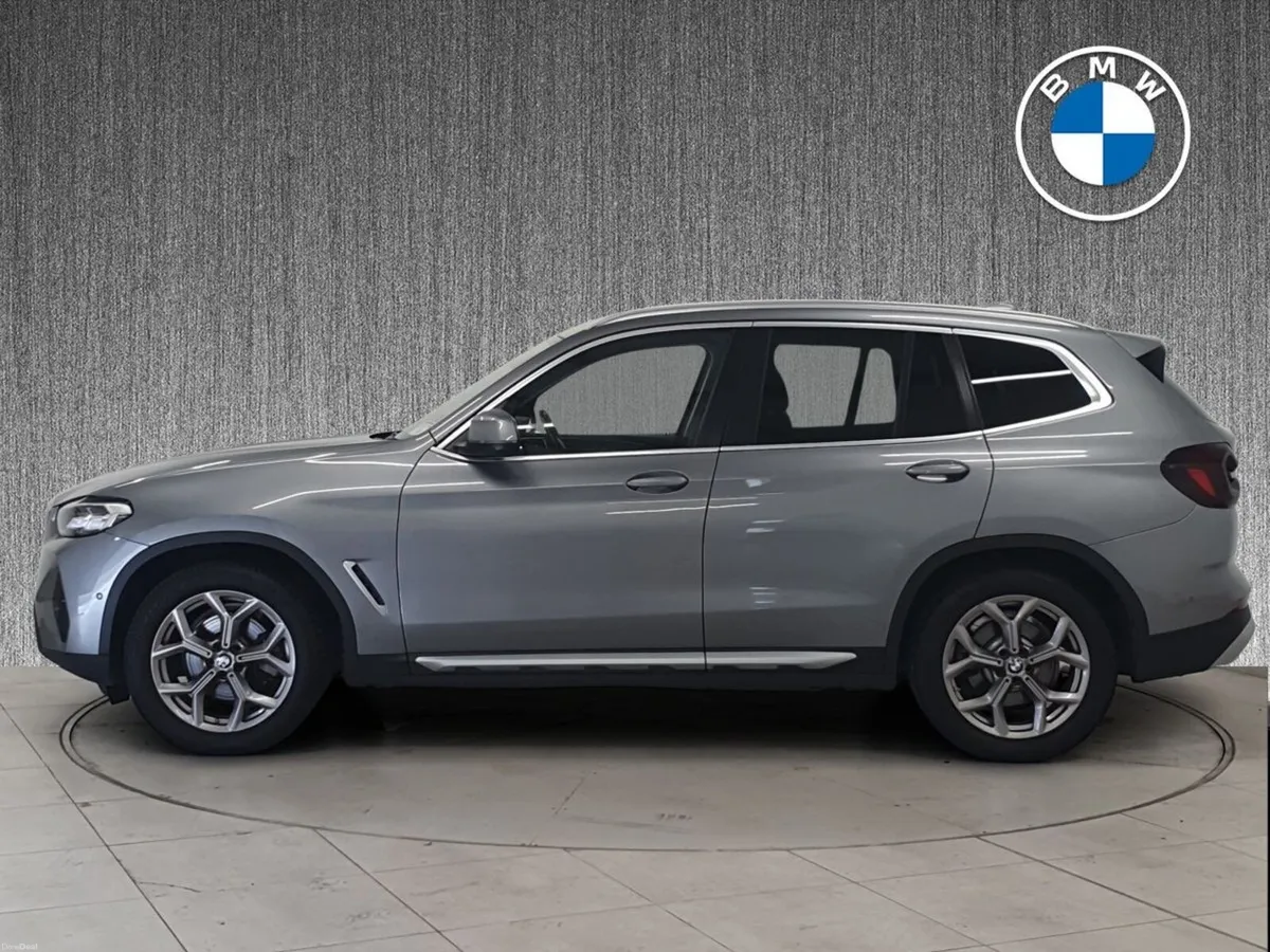 BMW X3 xDrive20d xLine SUN ROOF - Image 4