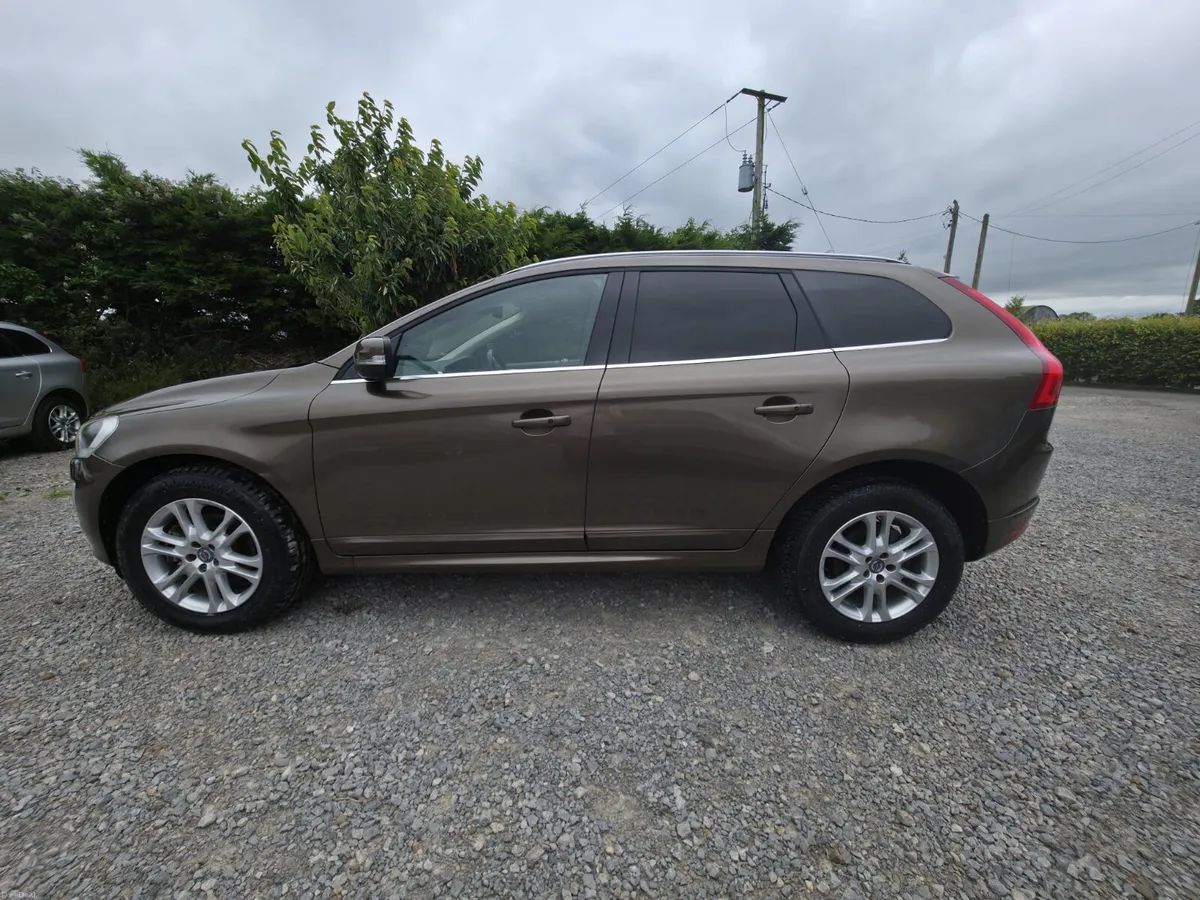 2015 Volvo XC60 D4 - Image 2