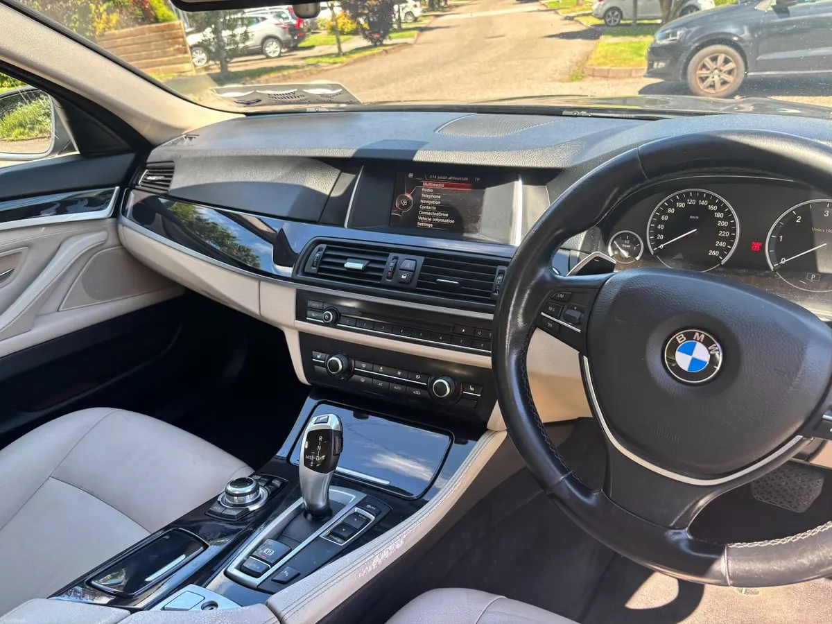 BMW 5-Series 2016 - Image 3