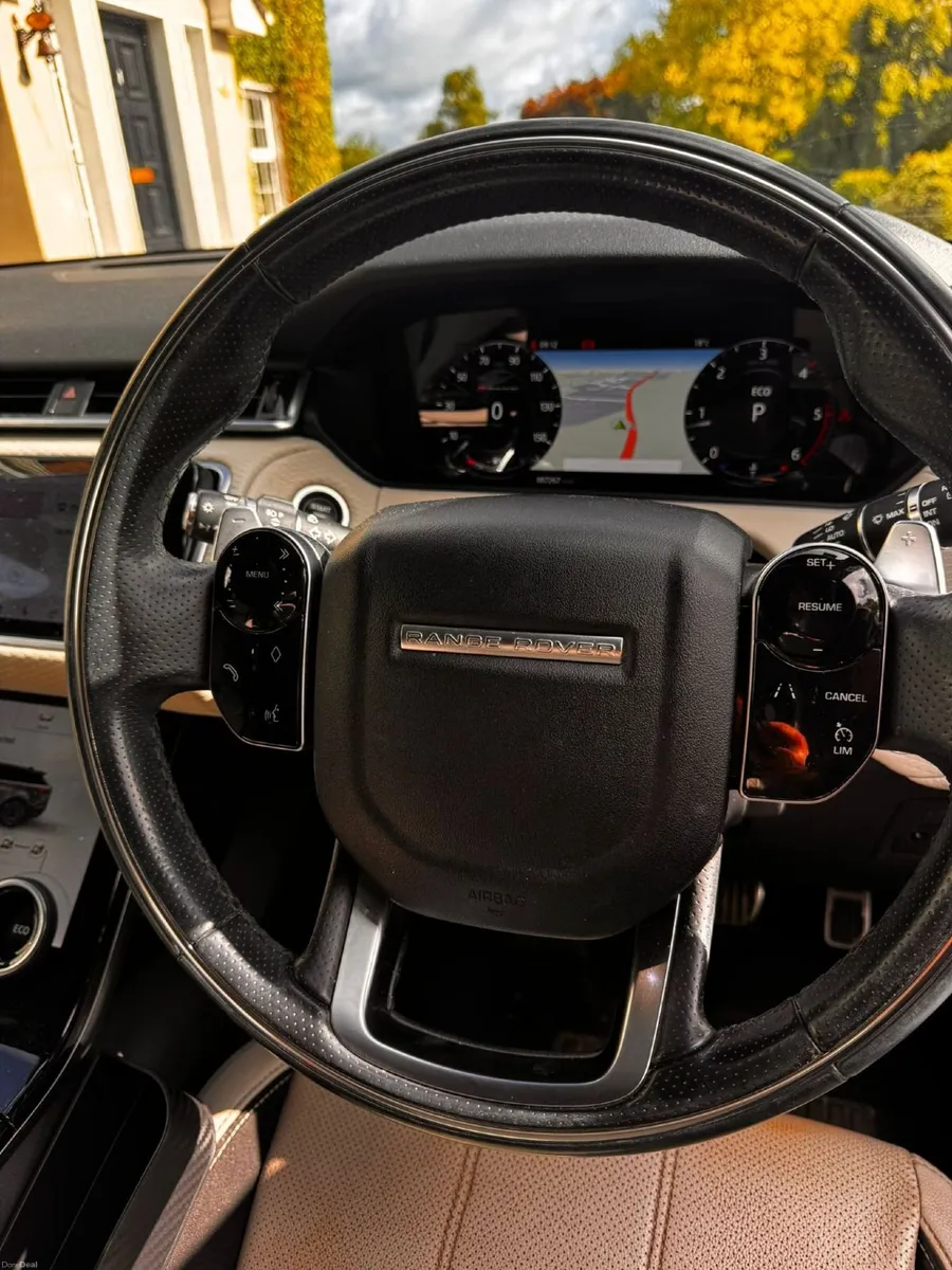 Land Rover Range Rover Velar 2017 - Image 3