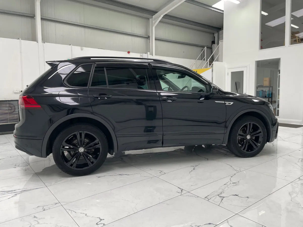 2019Vw Tiguan 2.0 Tdi  R-Line Blackline Dsg - Image 3