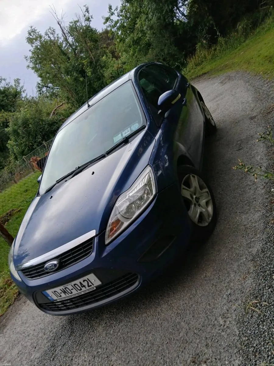 2010 Ford Focus - Image 4