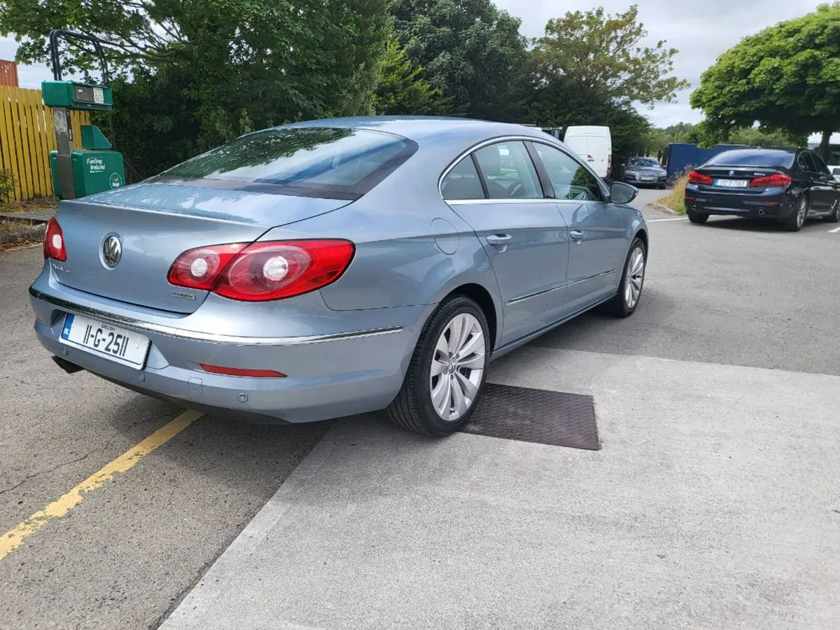 2011 volkswagen passat cc. Low miles - Image 3