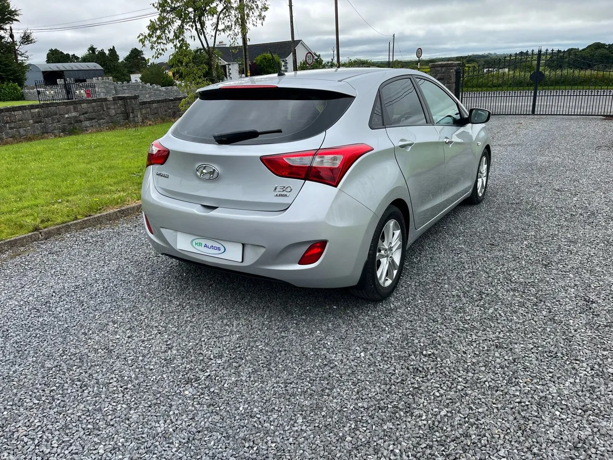 2015 Hyundai i30 1.6 diesel - Image 4