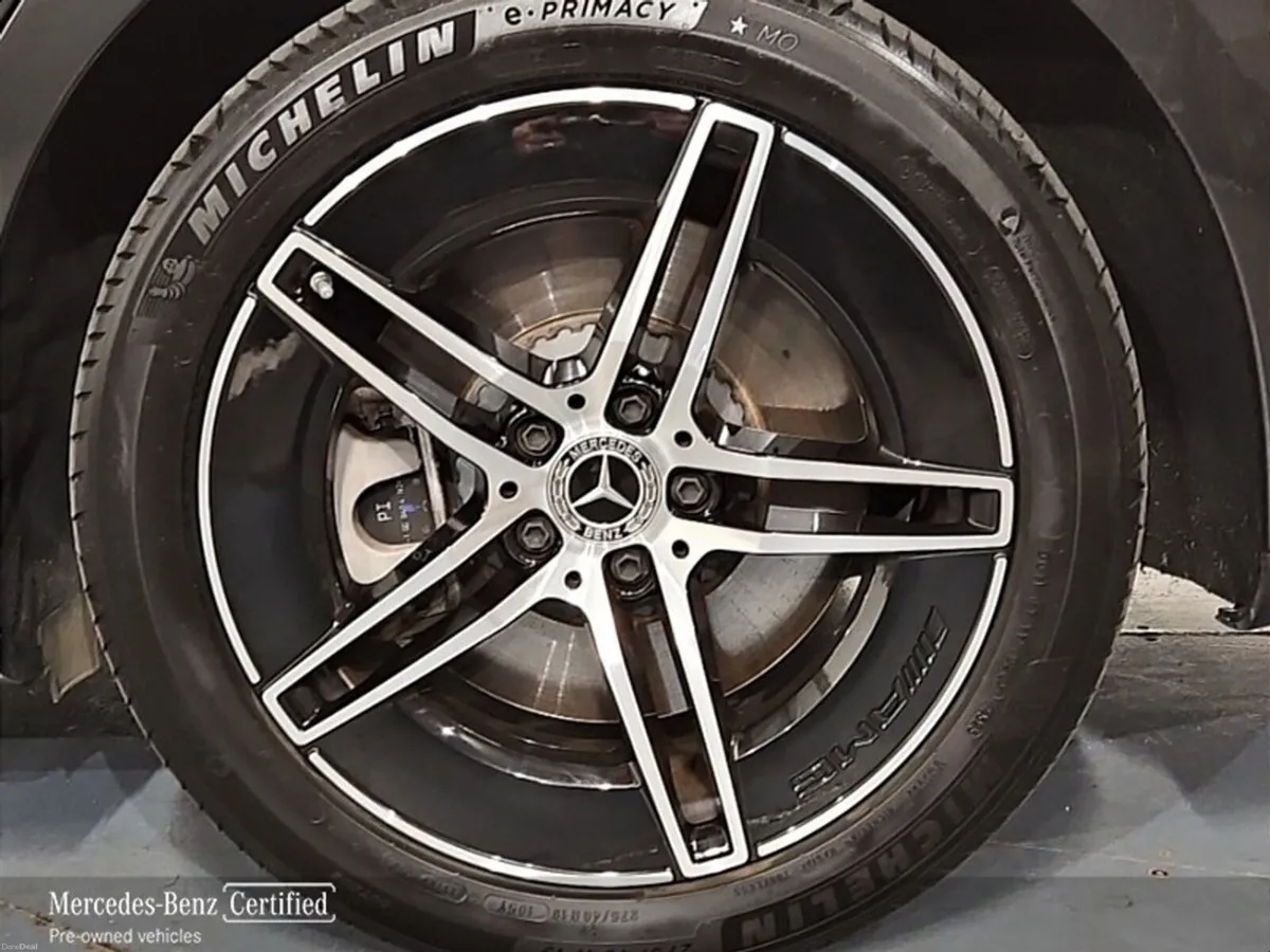 Mercedes-Benz E-Class E300de AMG Line Plus - Image 5