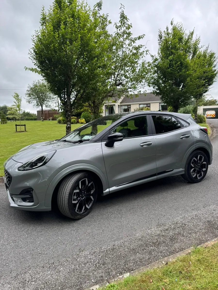 car - Image 4