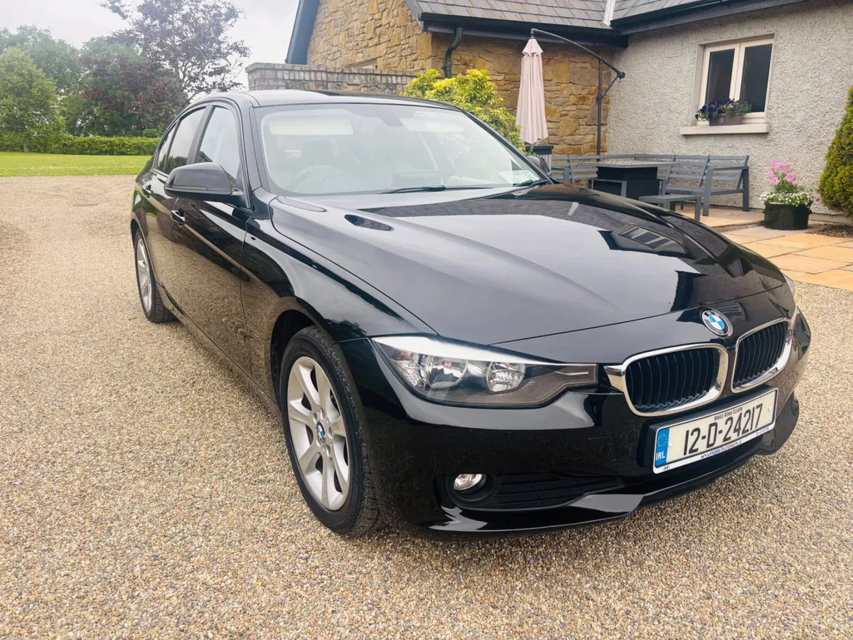 2012 BMW 318 se dsl 2ltr 6 speed - Image 3