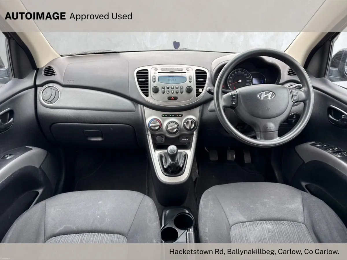 Hyundai i10 1.1 Deluxe Plus - Image 2