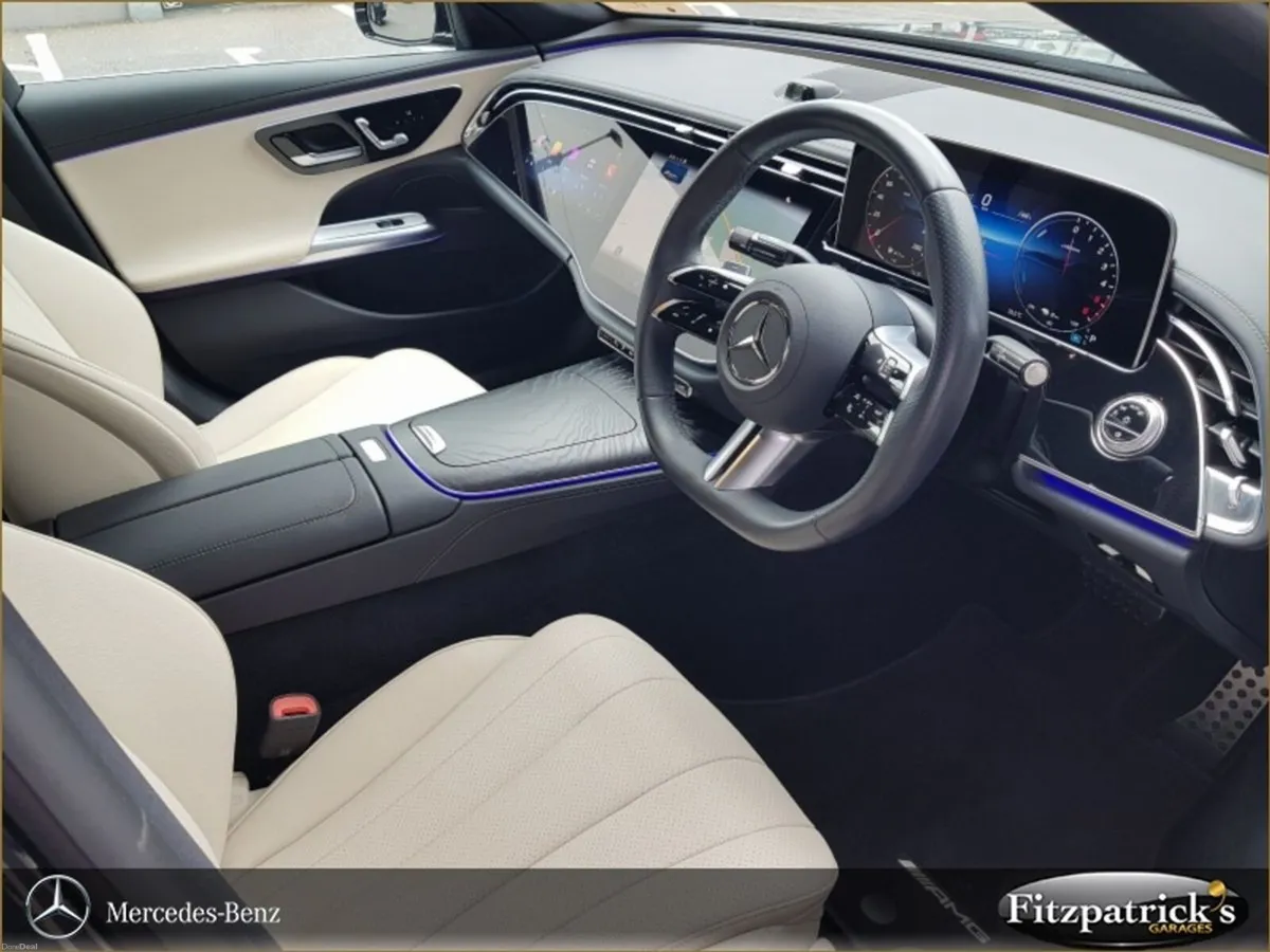 Mercedes-Benz E-Class E 300 de AMG **Superscreen** - Image 6
