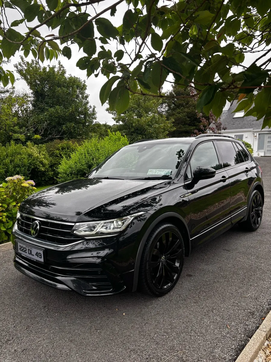 Volkswagen Tiguan R Line - Image 1