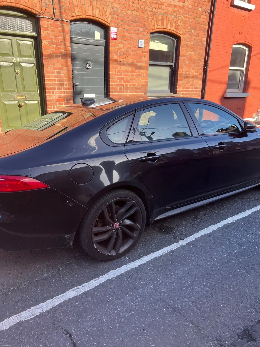Jaguar XF 2017 - Image 5