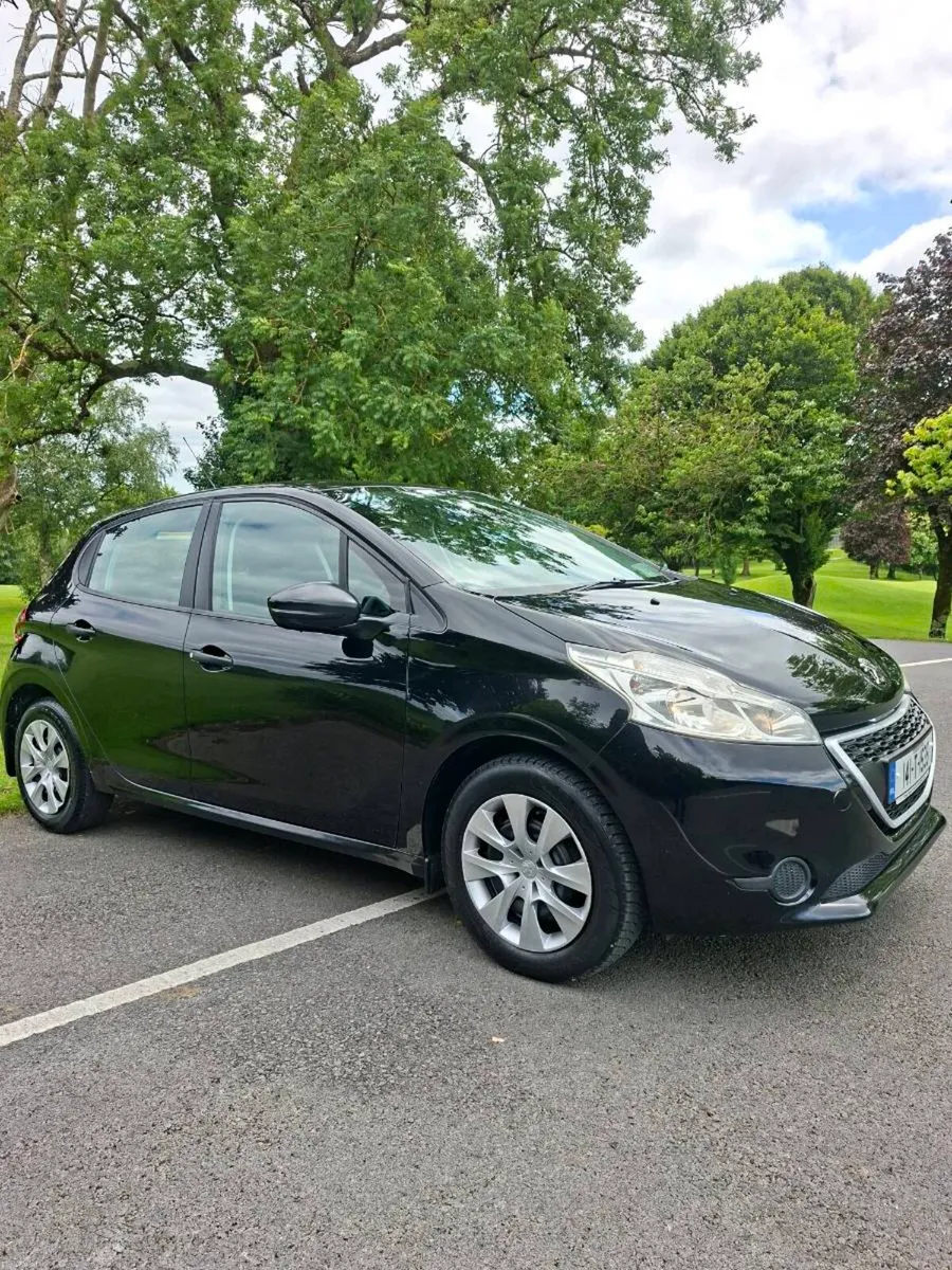 Peugeot 208 1.2 petrol nct and tax - Image 3