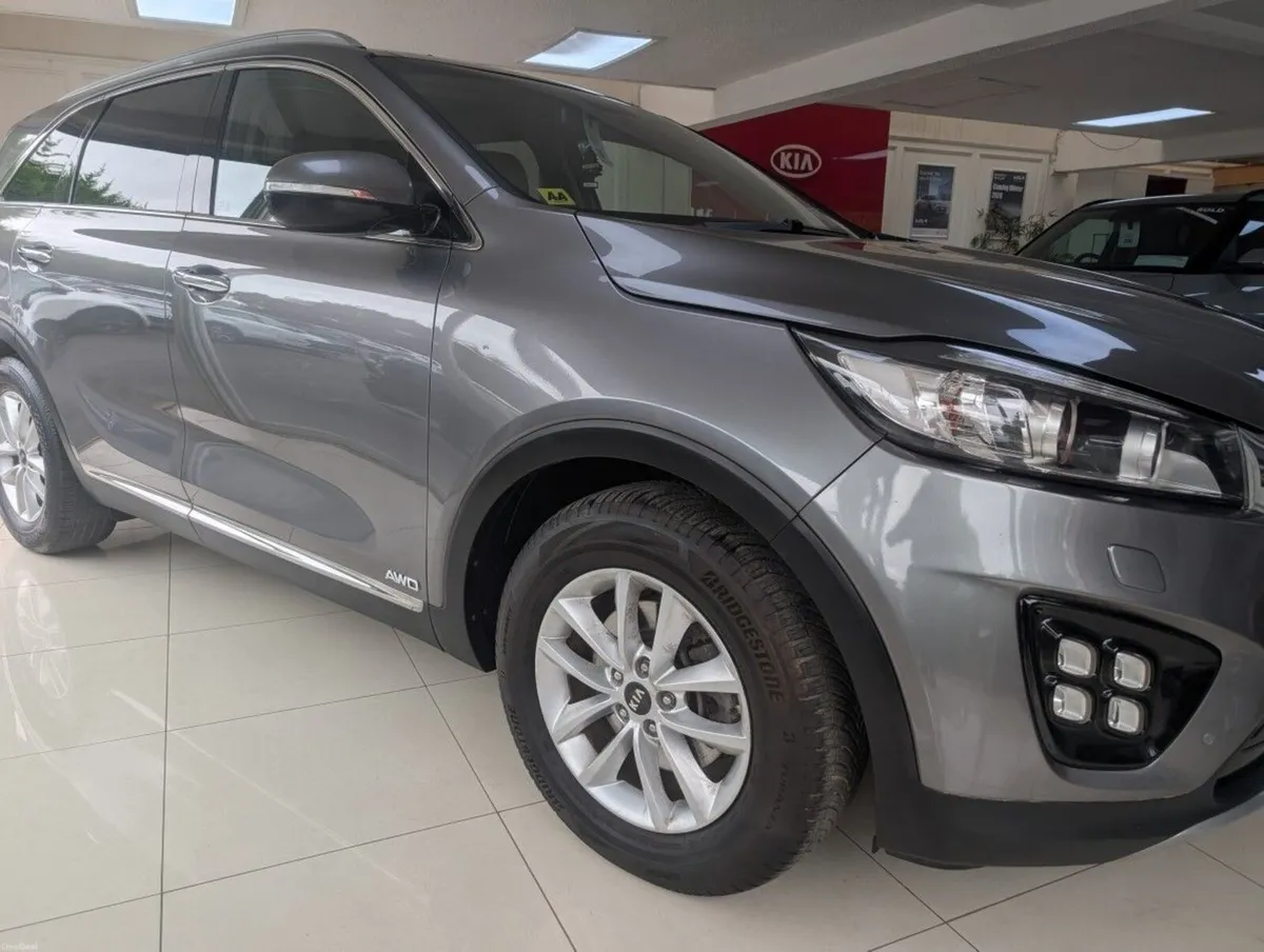 Kia Sorento 2.2 Platinum AWD - Image 6