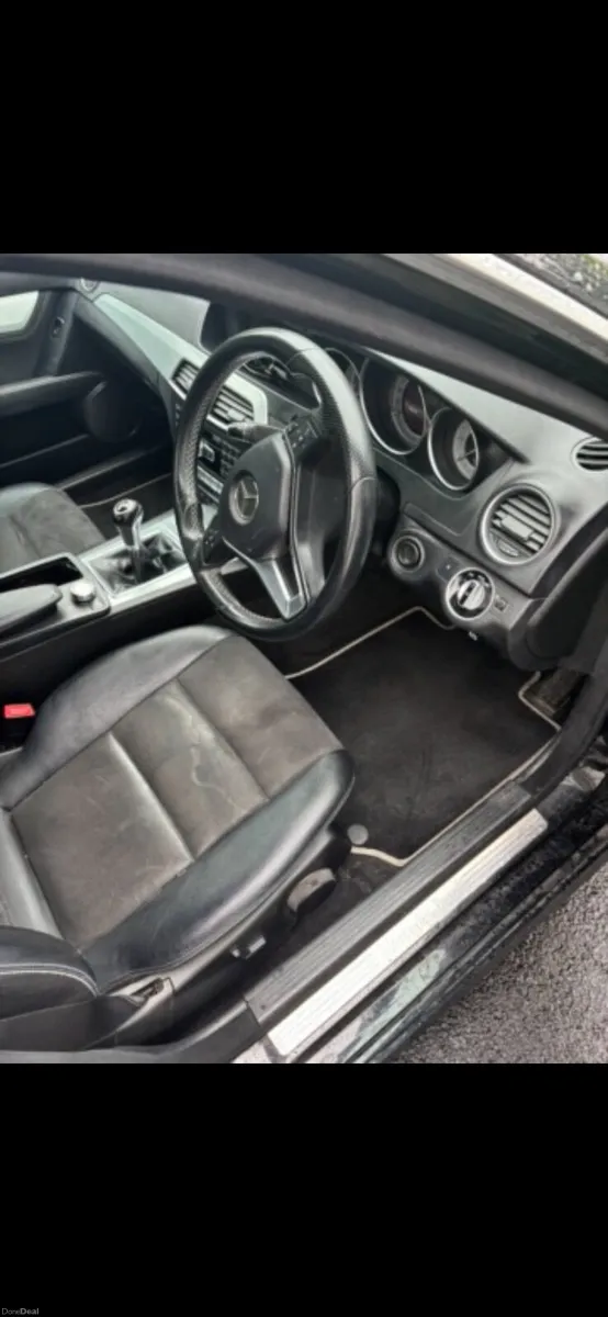 Mercedes-Benz C-Class 2014-NewNCT - Image 3