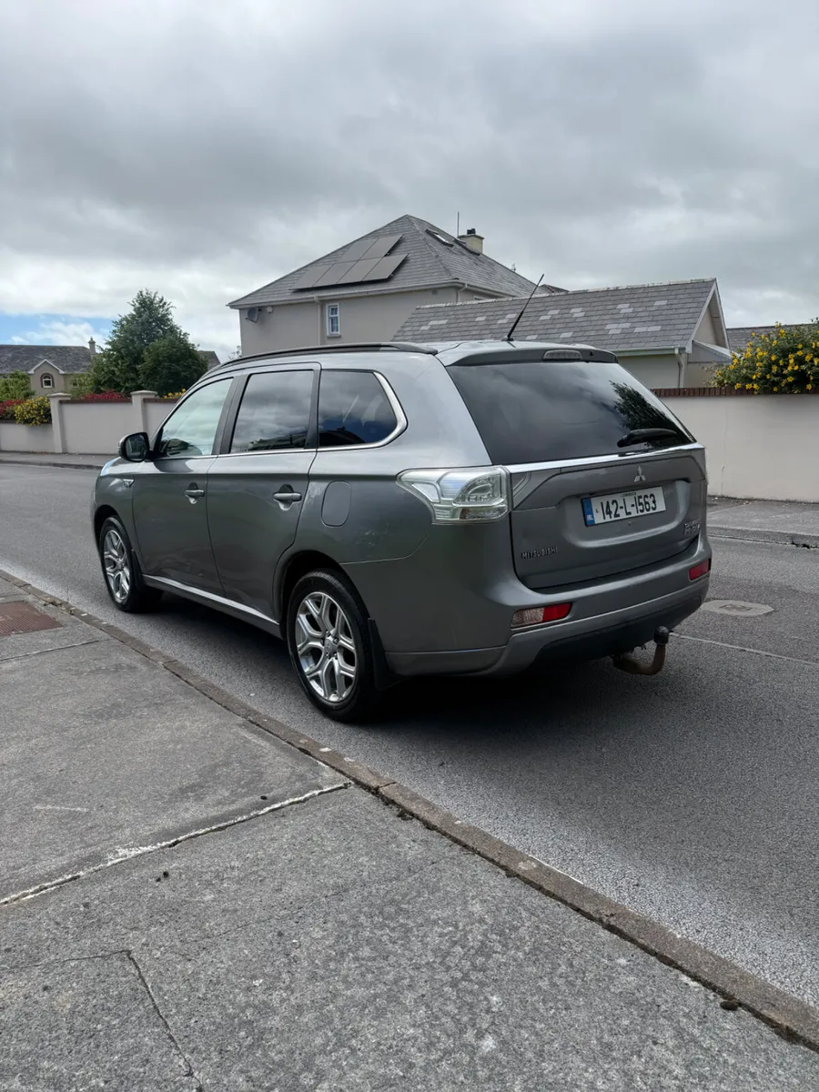 2014 Outlander NCT 02-27 TAX 11-26 - Image 4
