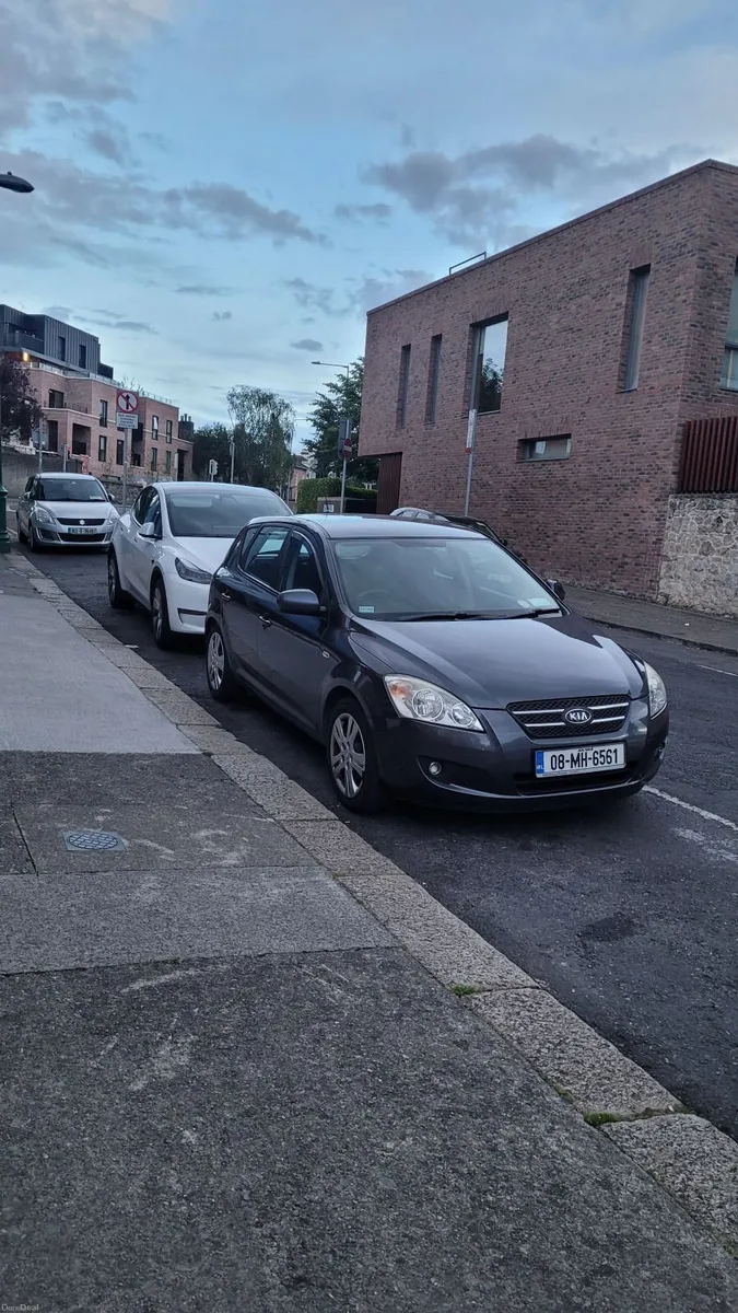 Kia Ceed 2008 - Image 1