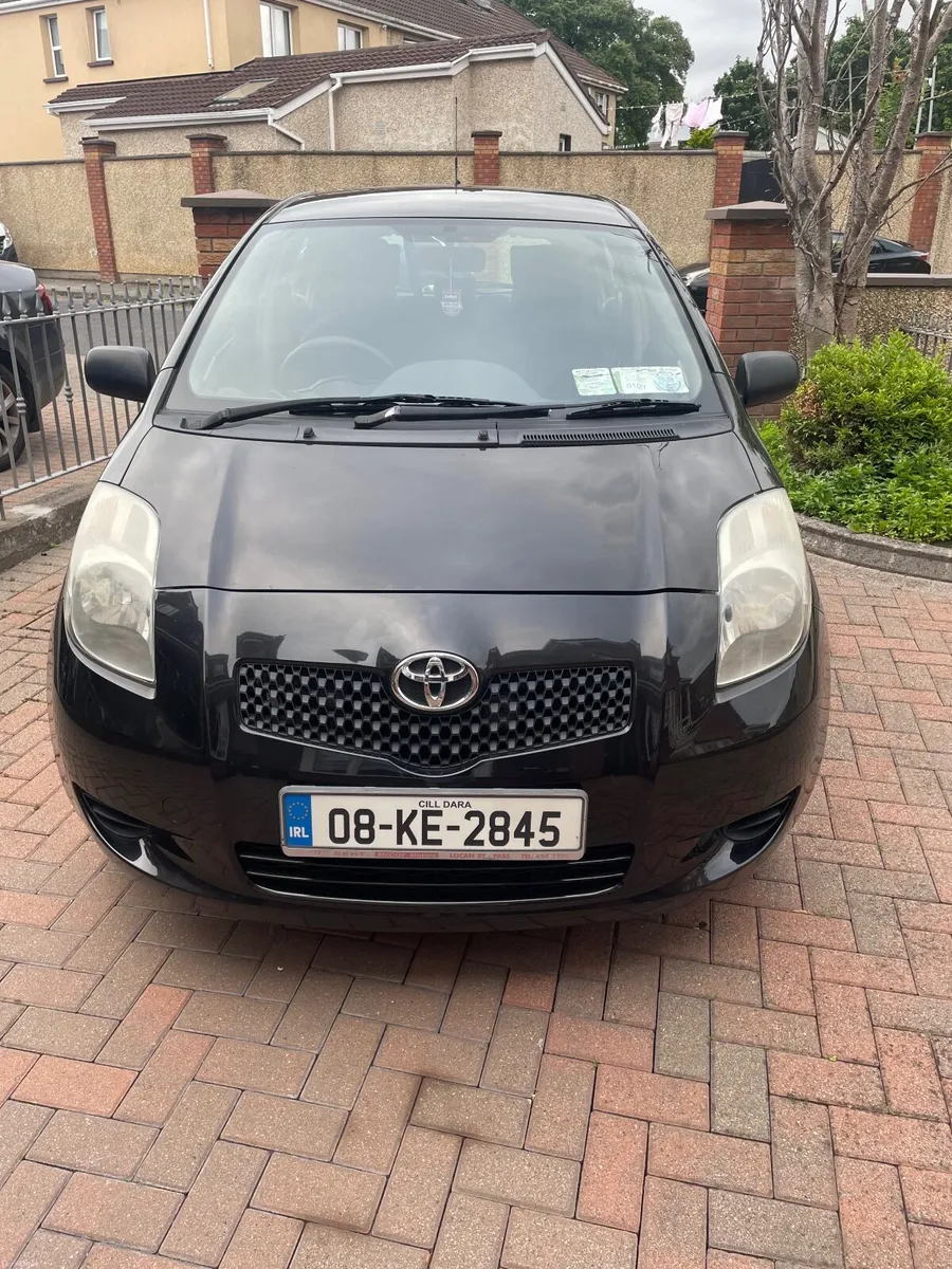 Toyota Yaris 2008 - Image 2