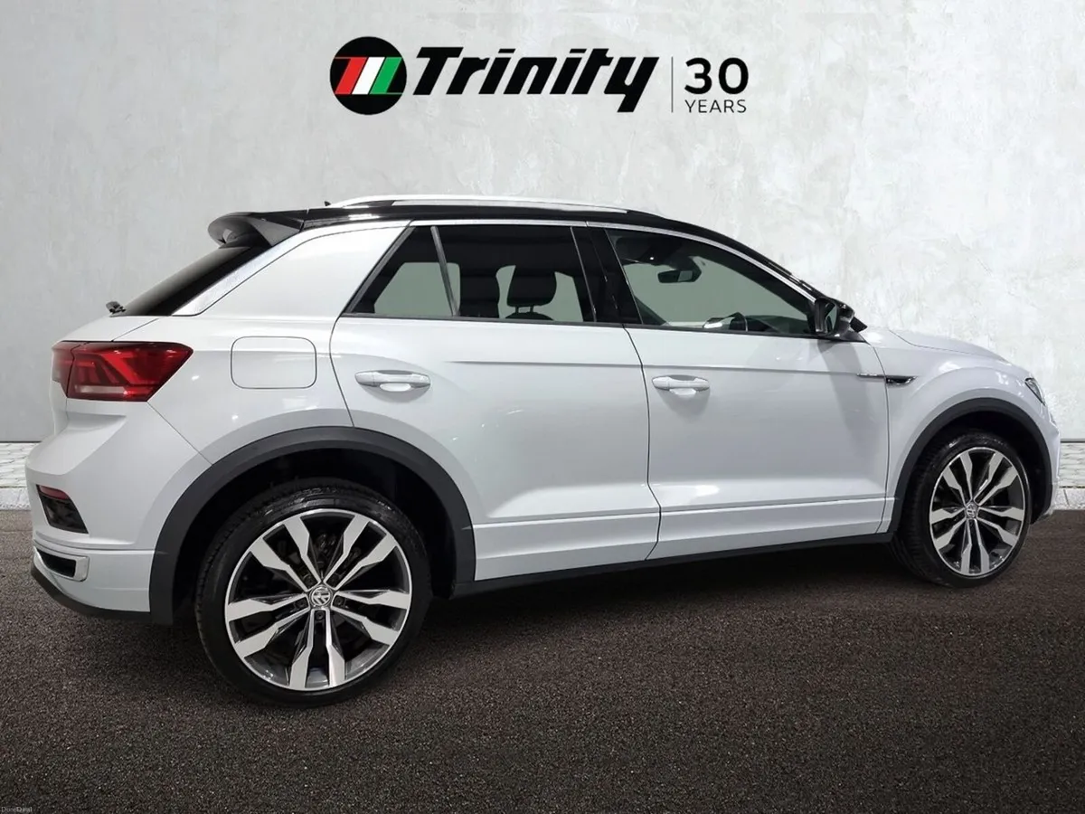 Volkswagen T-Roc ** AUTOMATIC ** R-LINE ** 2.0 TDI - Image 3