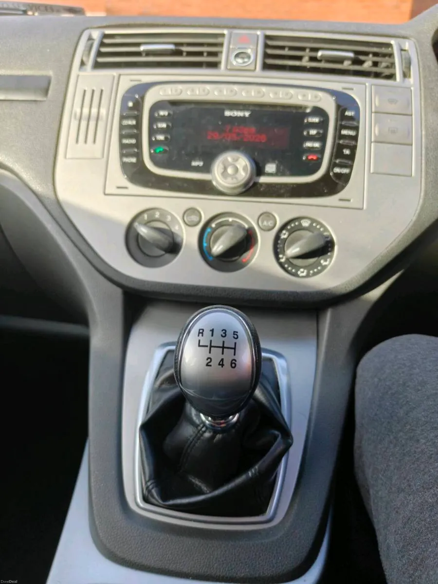 Ford Kuga - Image 2