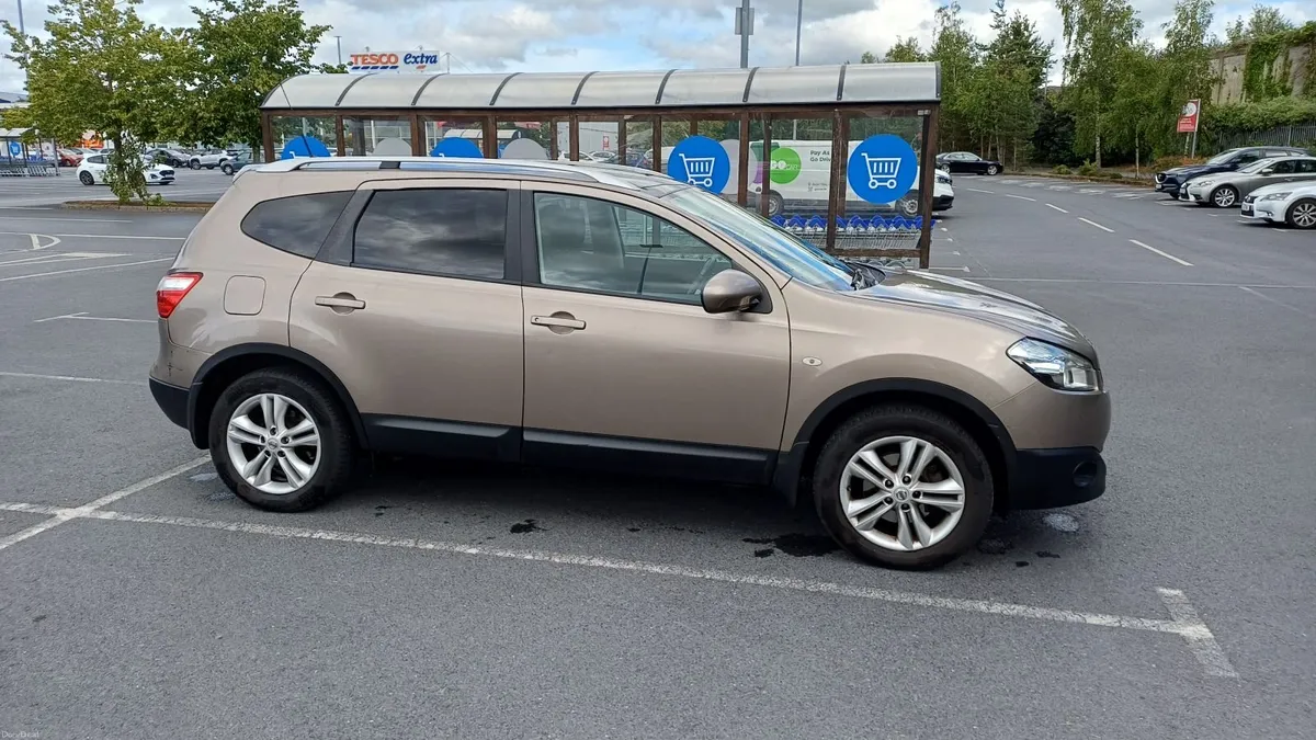 Nissan Qashqai+2 2011 - Image 1