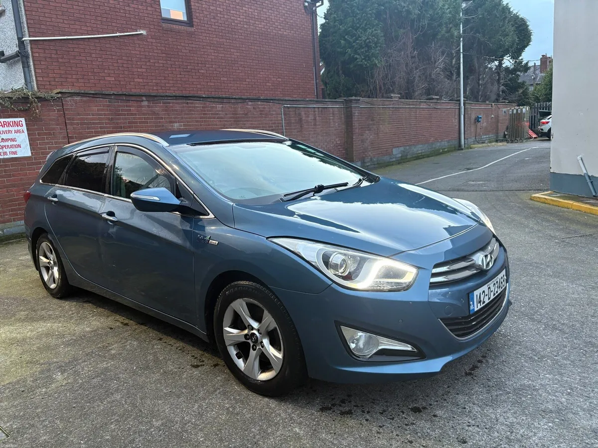 Hyundai i40 estate - Image 4