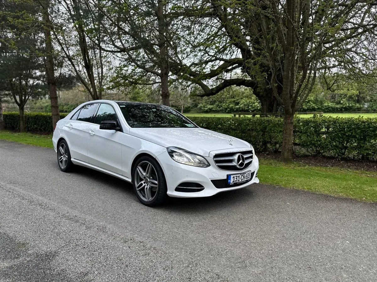 Mercedes-Benz E-Class 2013 - Image 2