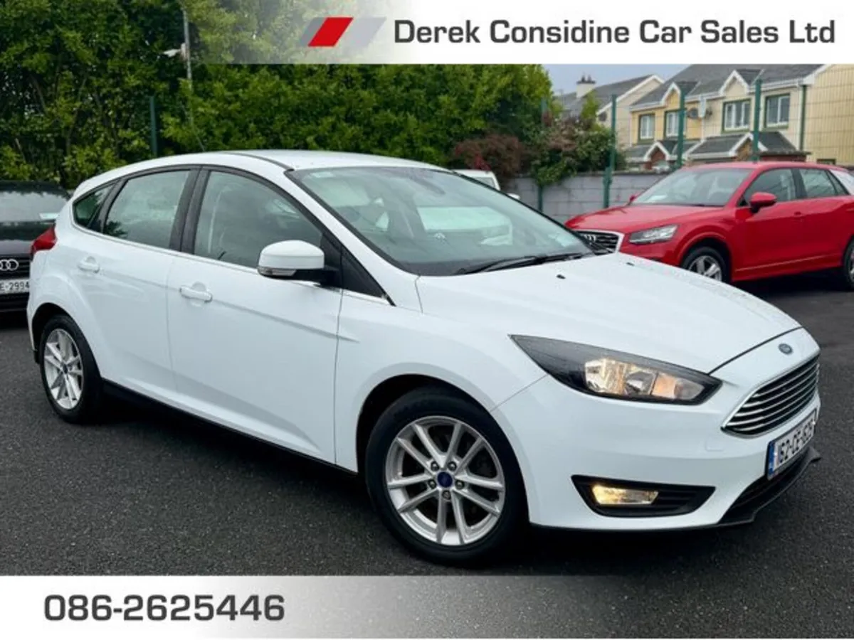 Ford Focus Zetec 120PS 5DR - Image 1