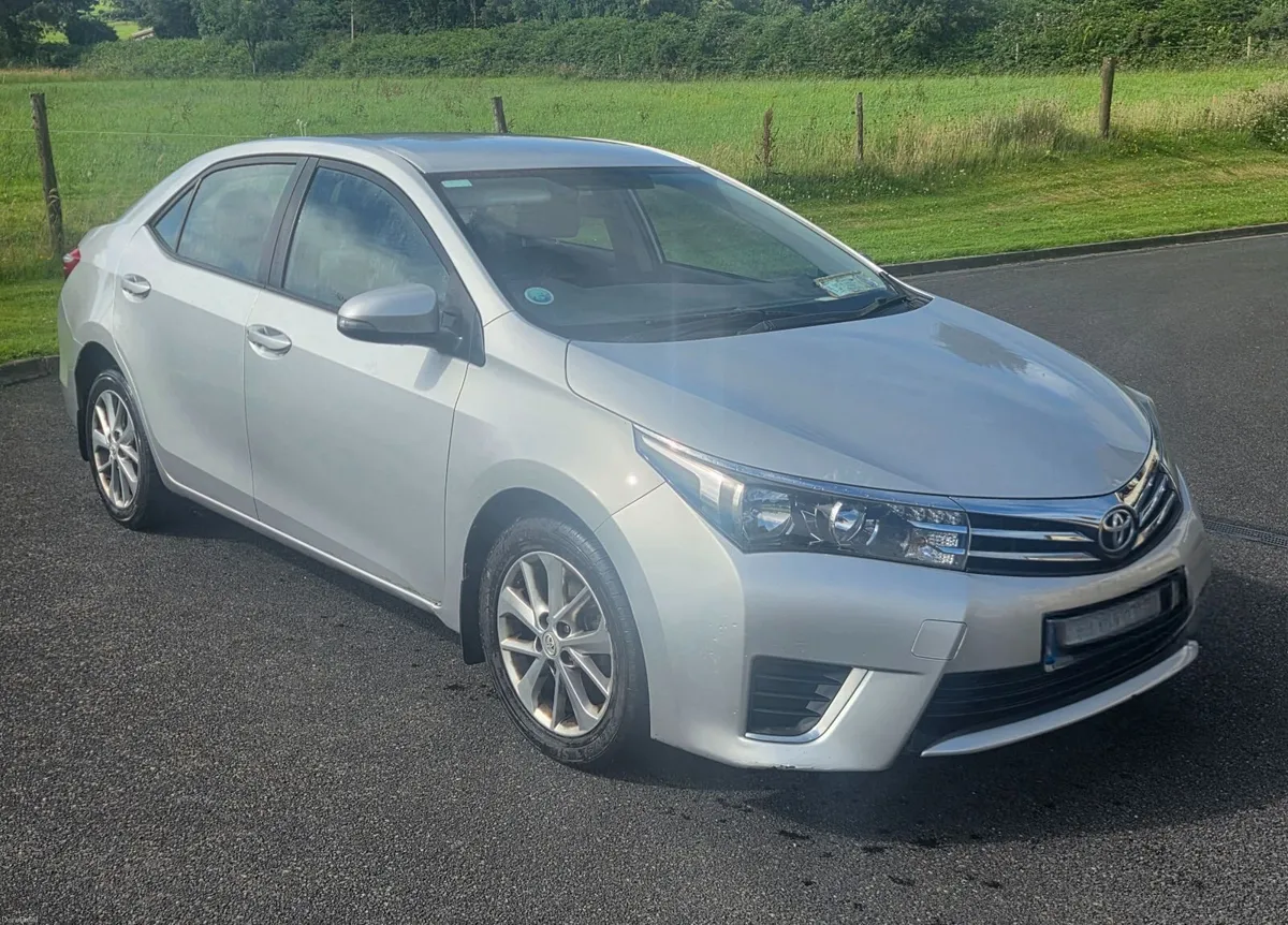 2015 Toyota Corolla Aura1.4 D-4D | NCT 05/2027 - Image 5