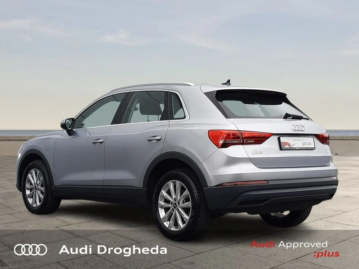 Audi Q3 45 TFSI E S Tronic SE - Image 5