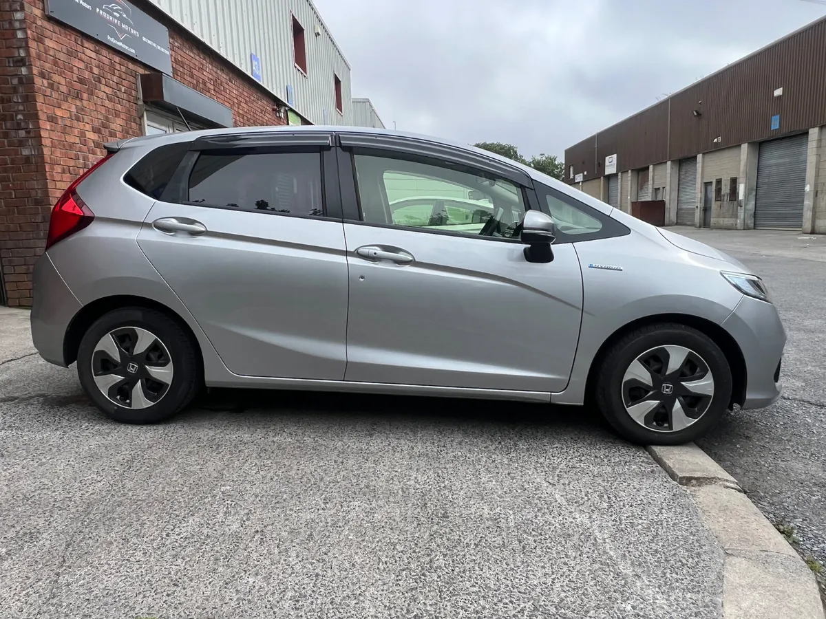 Honda Fit 2019 - Image 4