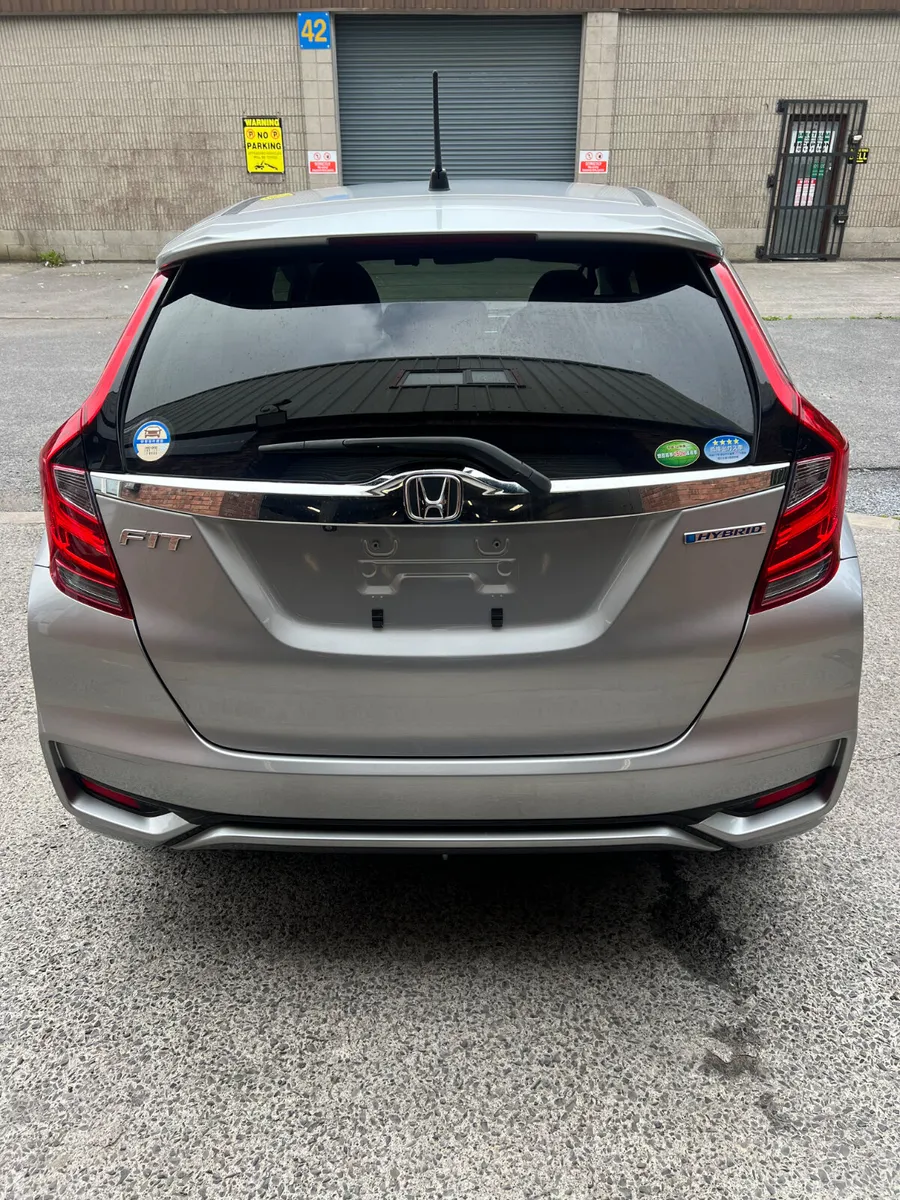 Honda Fit 2019 - Image 2
