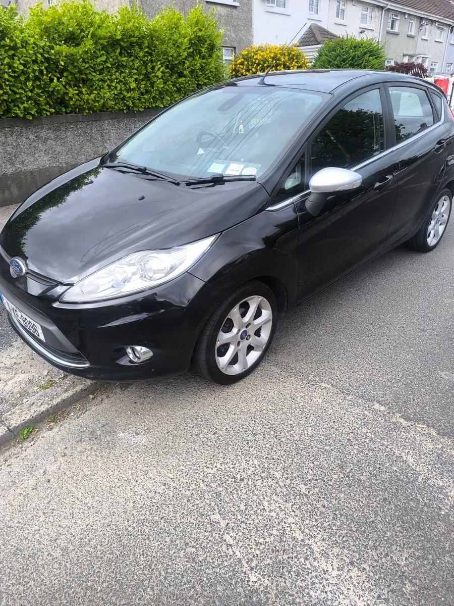 Ford Fiesta 2011 - Image 1