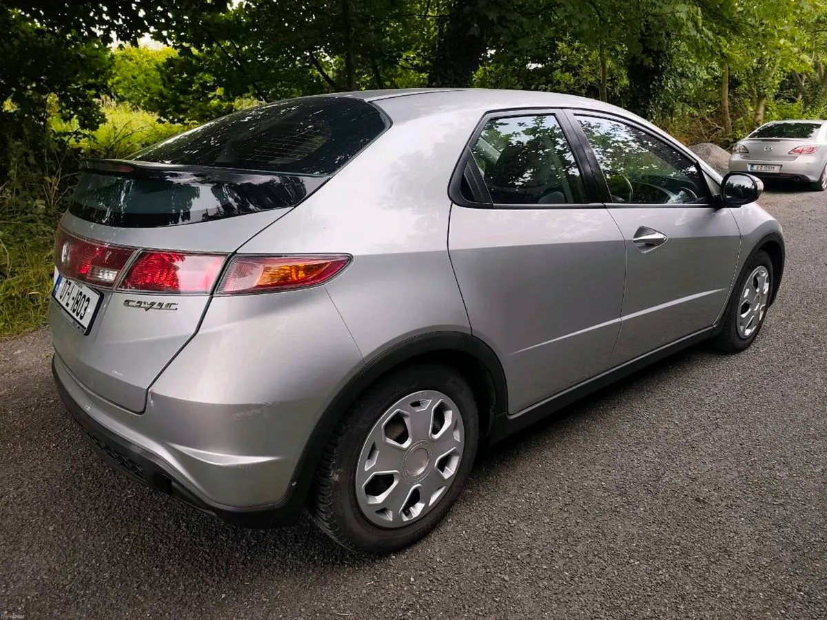 NCT & Tax 07 Honda Civic 1.3 SE 5dr - Image 4
